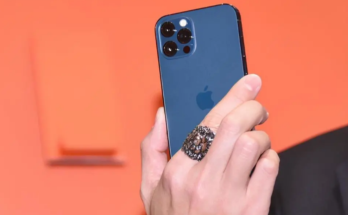 三原苹果手机维修分享iPhone12系列重启方法教程 